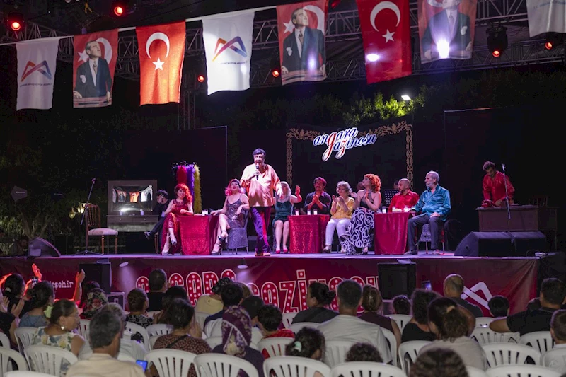 Mersinliler Bu Yaz Sanata Büyükşehir İle Doydu